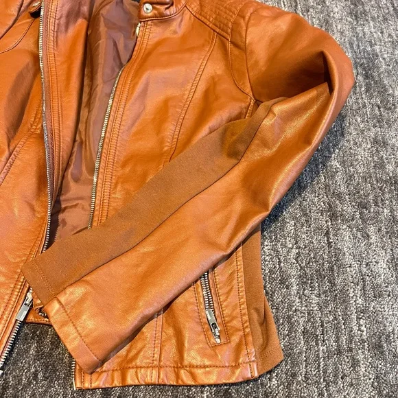 Express Women's Cognac Tan Moto Faux Leather Jacket Small/Petite - Picture 2 of 5